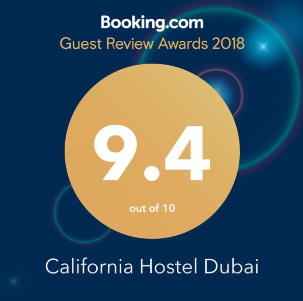 California Hostel Dubaï Extérieur photo