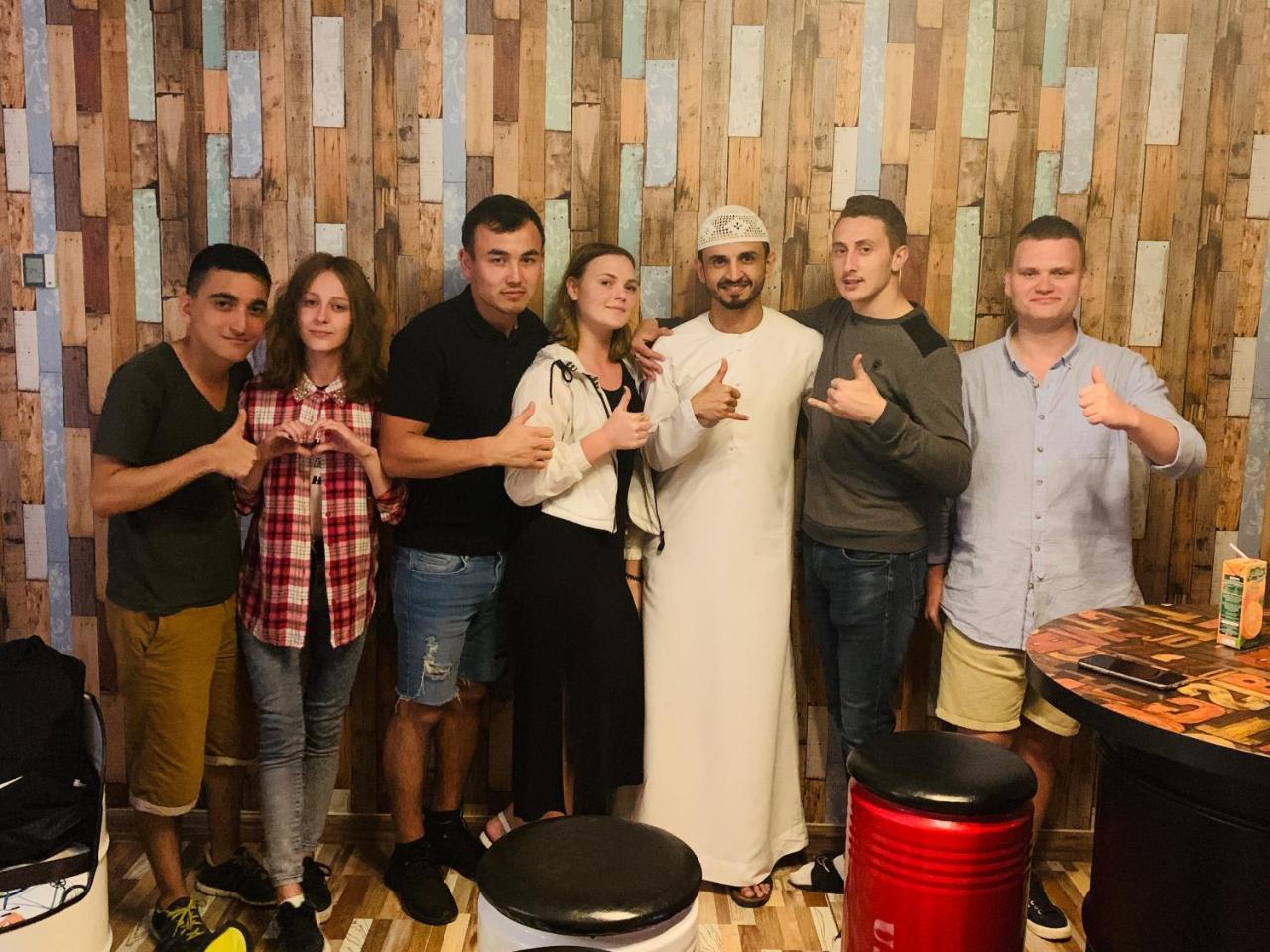 California Hostel Dubaï Extérieur photo
